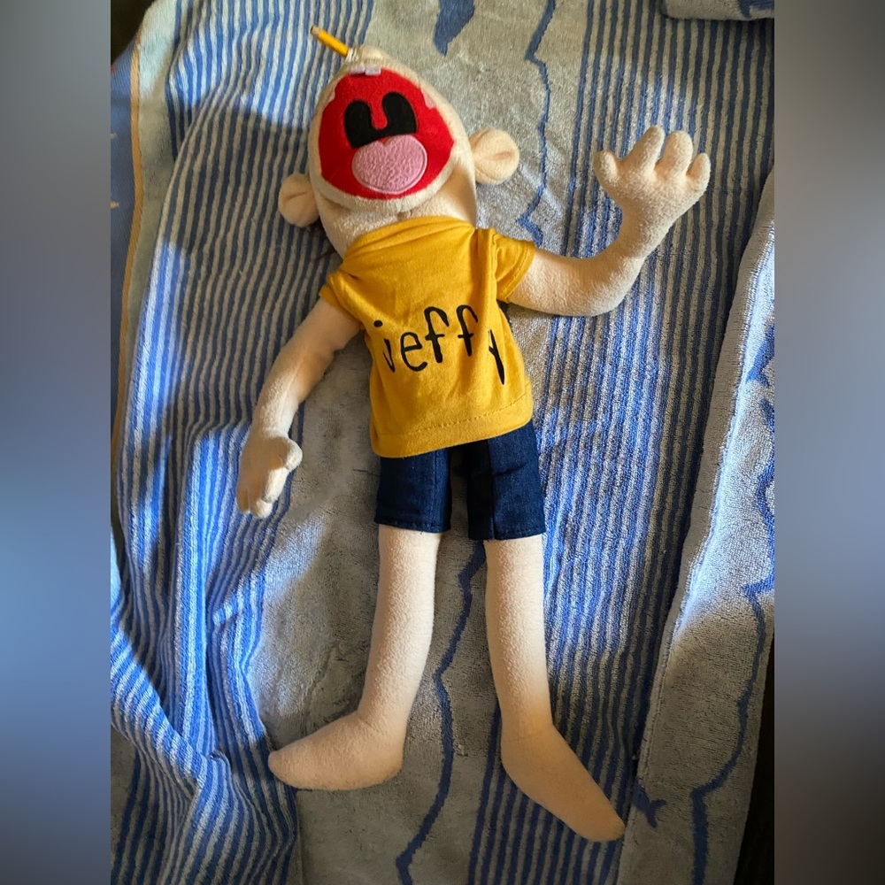 Plush Jeffy with Yellow Top and Navy Shorts about 22 in tall 2021 merch